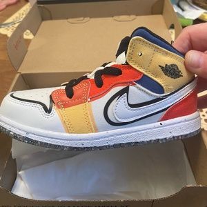 Nike Toddler Air Jordan 1 Mid SE Basketball Shoes